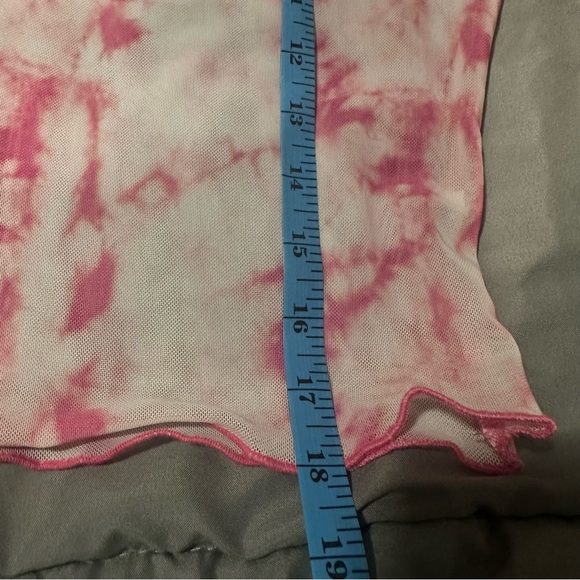 ❤️ $10 Flash Sale Long Sleeve Mesh Cropped Top Bundle - Picture 6 of 12